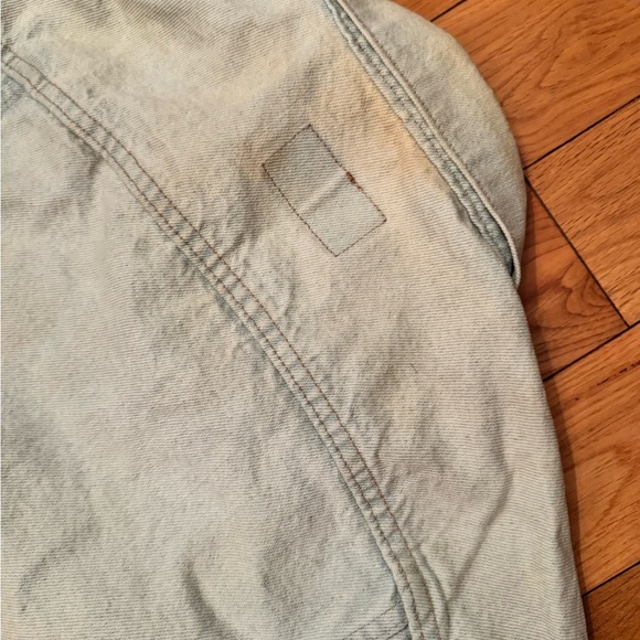 Vintage 1990s Levi’s trucker style distressed / worn Jean jacket size Small - Picture 16 of 16